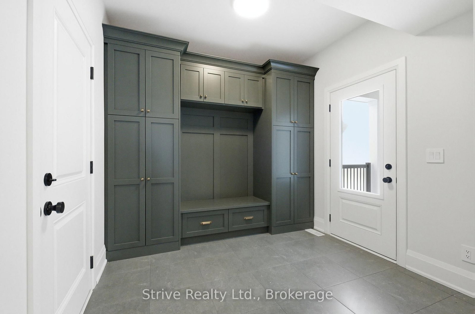 29 Northland Court • Oro-Medonte, ON photo 12