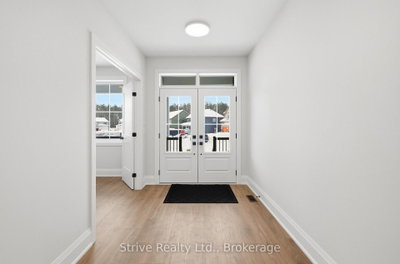 29 Northland Court • Oro-Medonte, ON photo 3