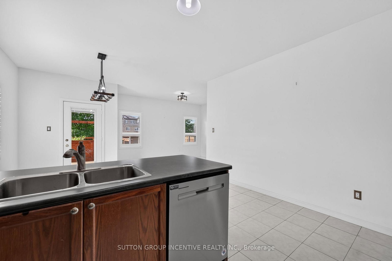 116 Sun King Crescent • Barrie, ON photo 26