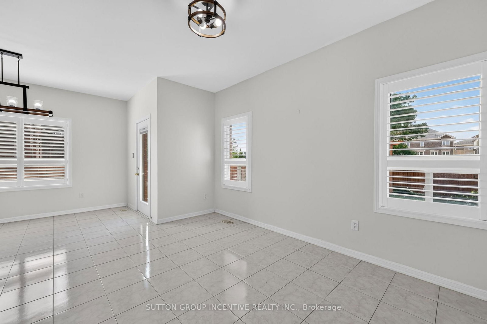 116 Sun King Crescent • Barrie, ON photo 33
