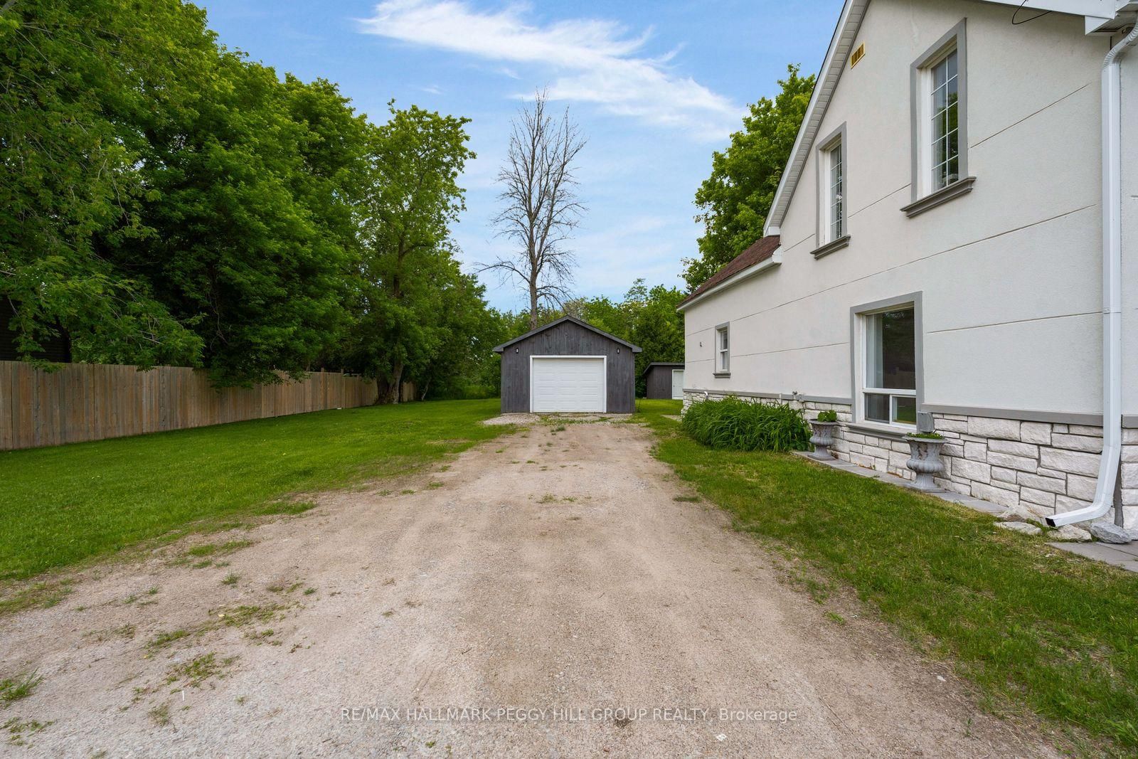 132 W Queen Street • Springwater, ON photo 13
