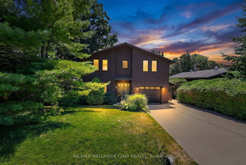 2289 Lakeshore Road E