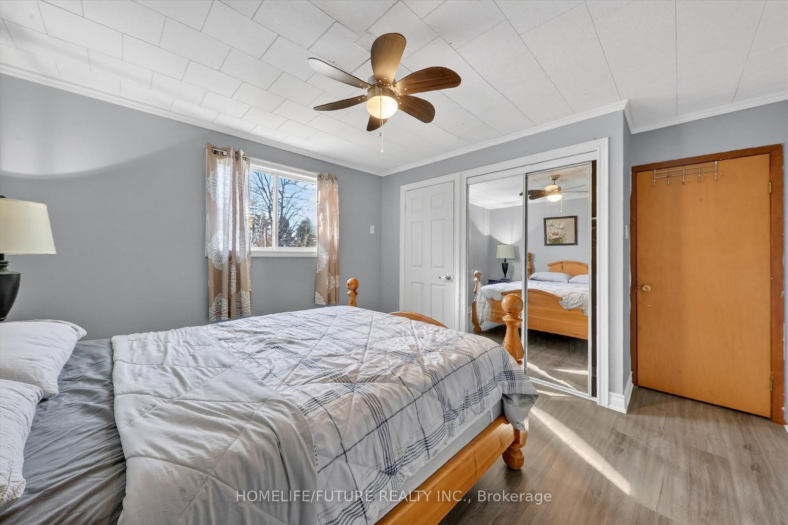 1200 Mosley Street • Wasaga Beach, ON photo 20
