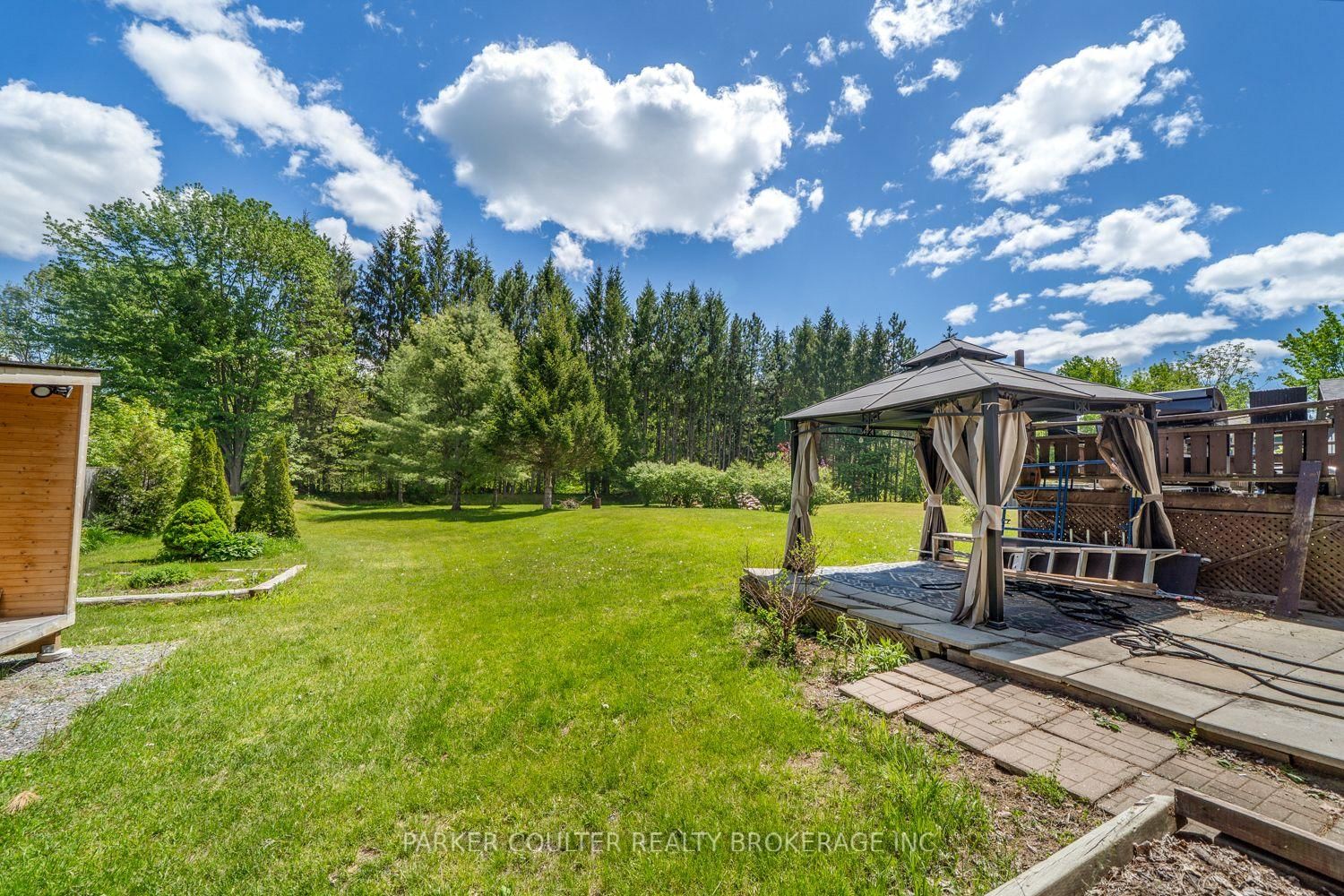 8020 Park Lane Crescent • Severn, ON photo 31