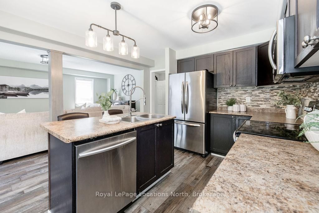 67 Wesley Avenue • Wasaga Beach, ON photo 11
