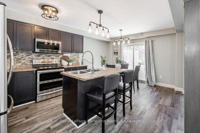 67 Wesley Avenue • Wasaga Beach, ON photo 6