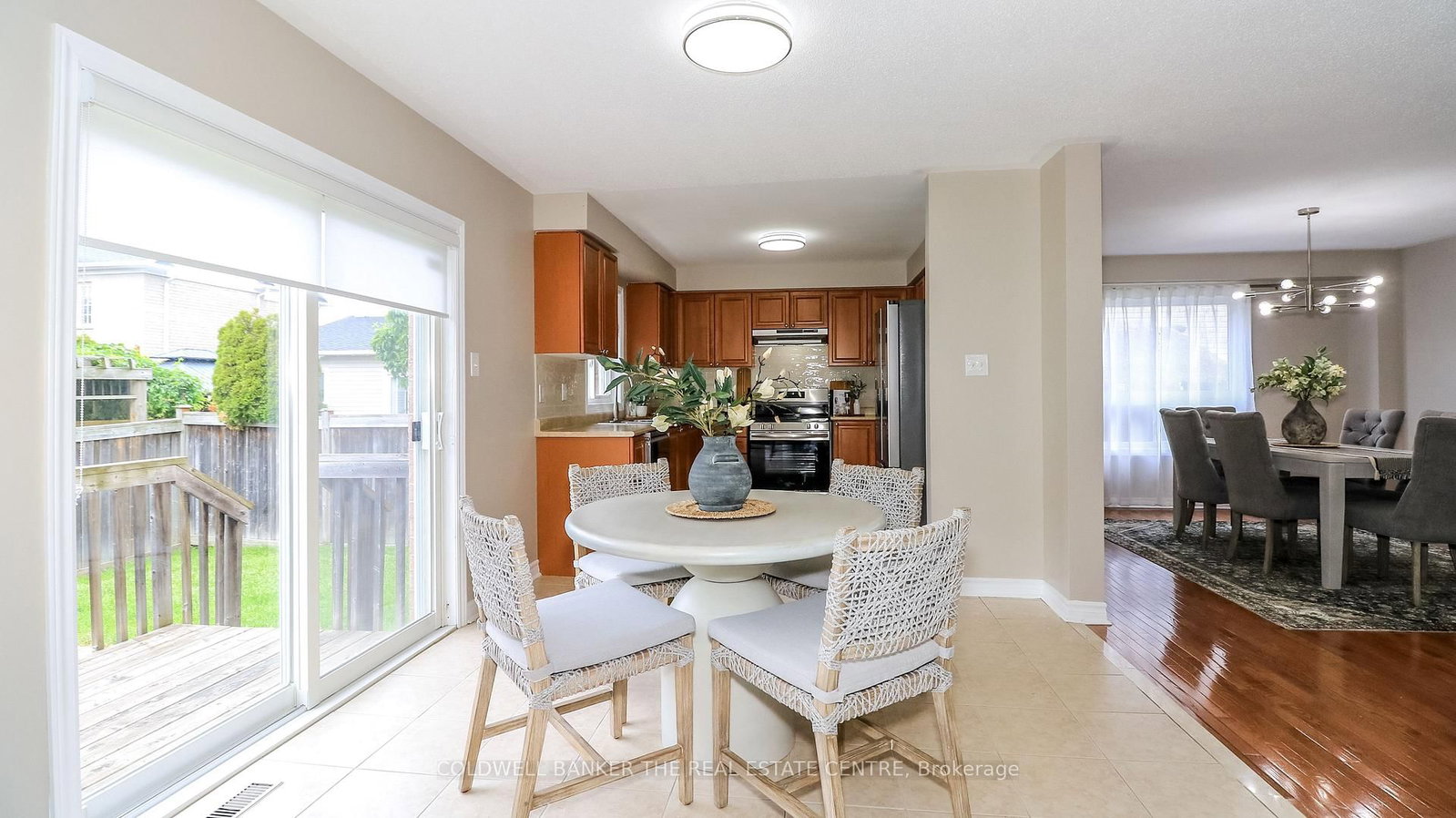 22 Maple Crown Terrace • Barrie, ON photo 18