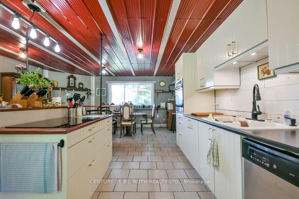 12 PATRICIA Drive • Ramara, ON photo 38