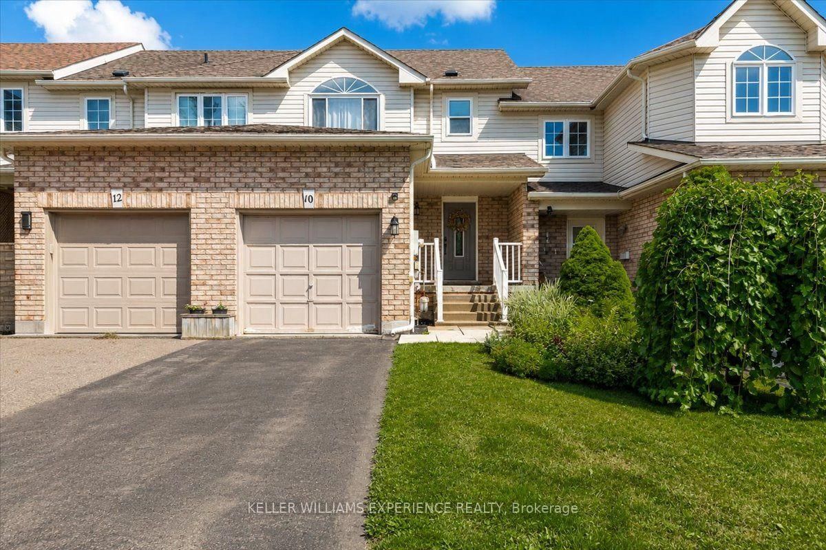 10 SUNSET Place • Barrie, ON photo 2