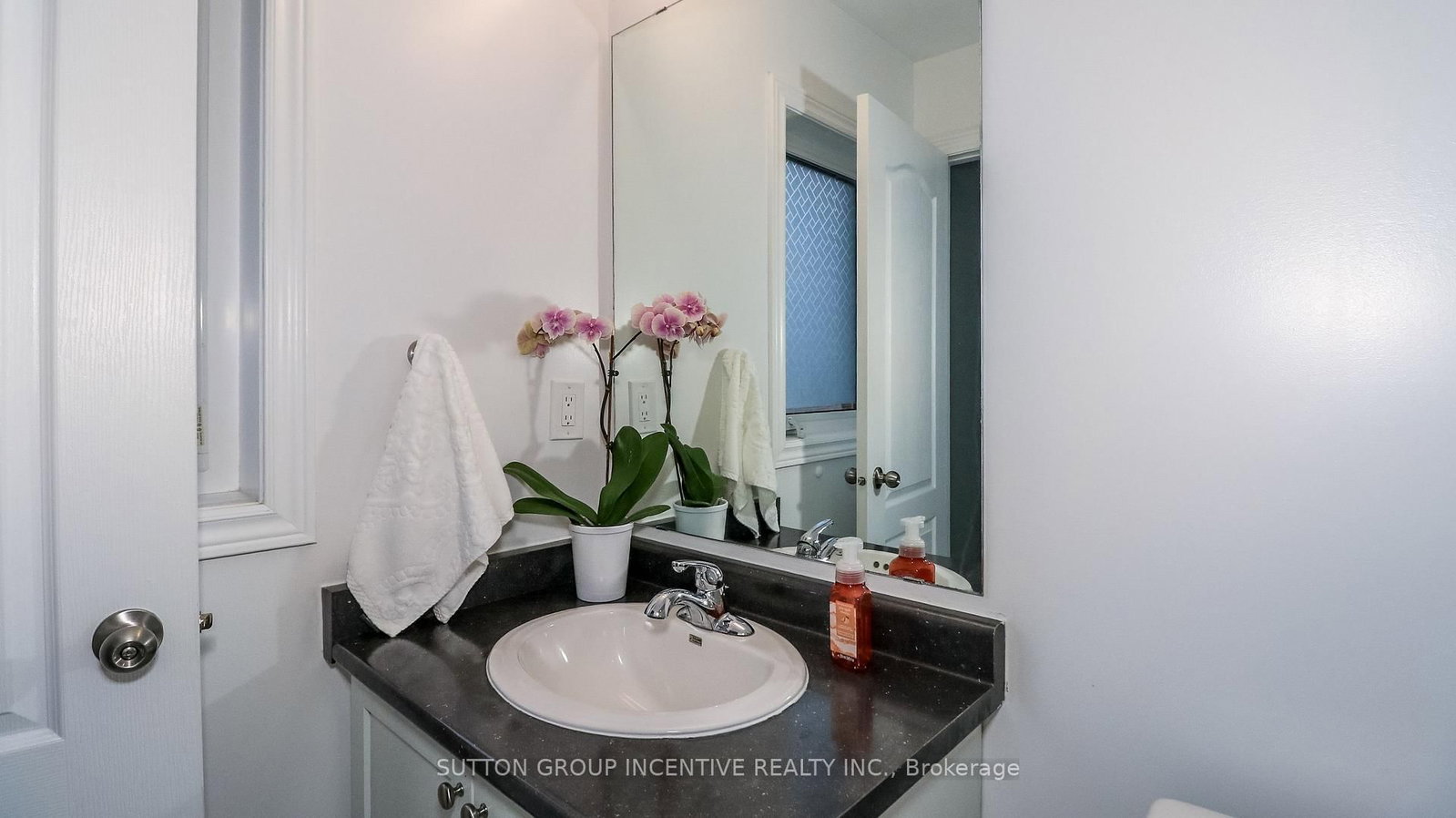 52 Snelgrove Crescent • Barrie, ON photo 16