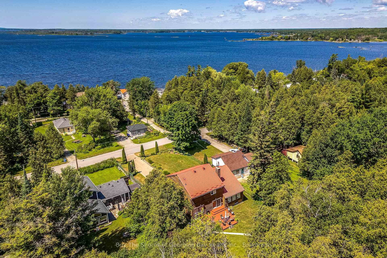 79 King Road • Tay, ON photo 2