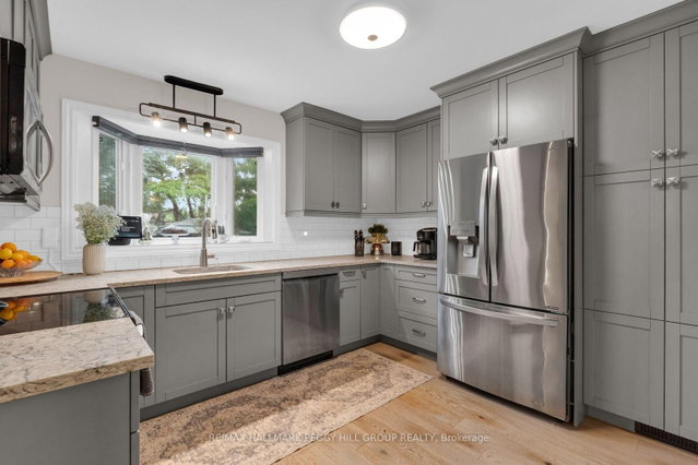 36 Lillian Crescent