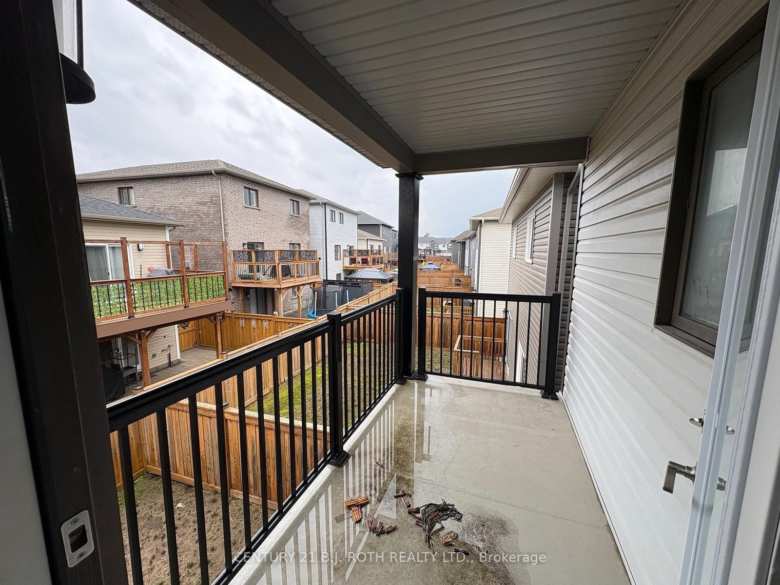 34 Alaskan Heights • Barrie, ON photo 18