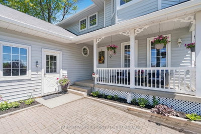 1 Hallen Drive — photo 4