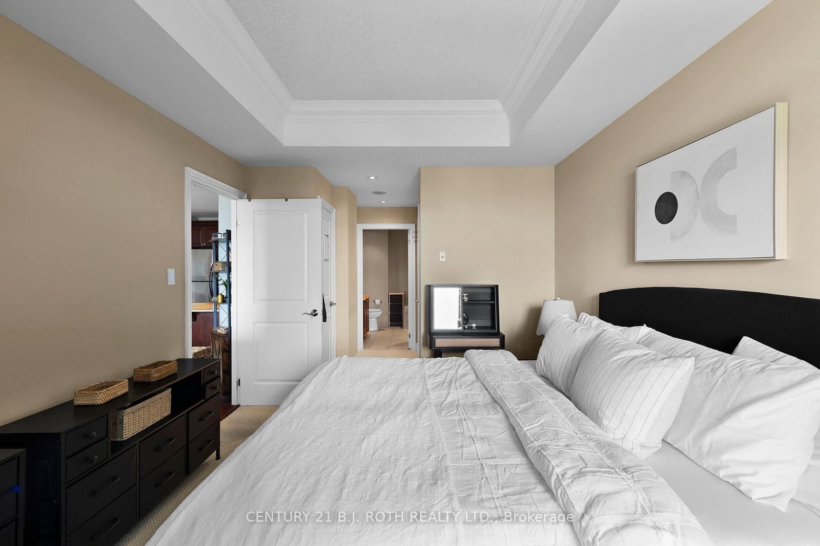 37 Ellen Street • #1310 • Barrie, ON photo 17