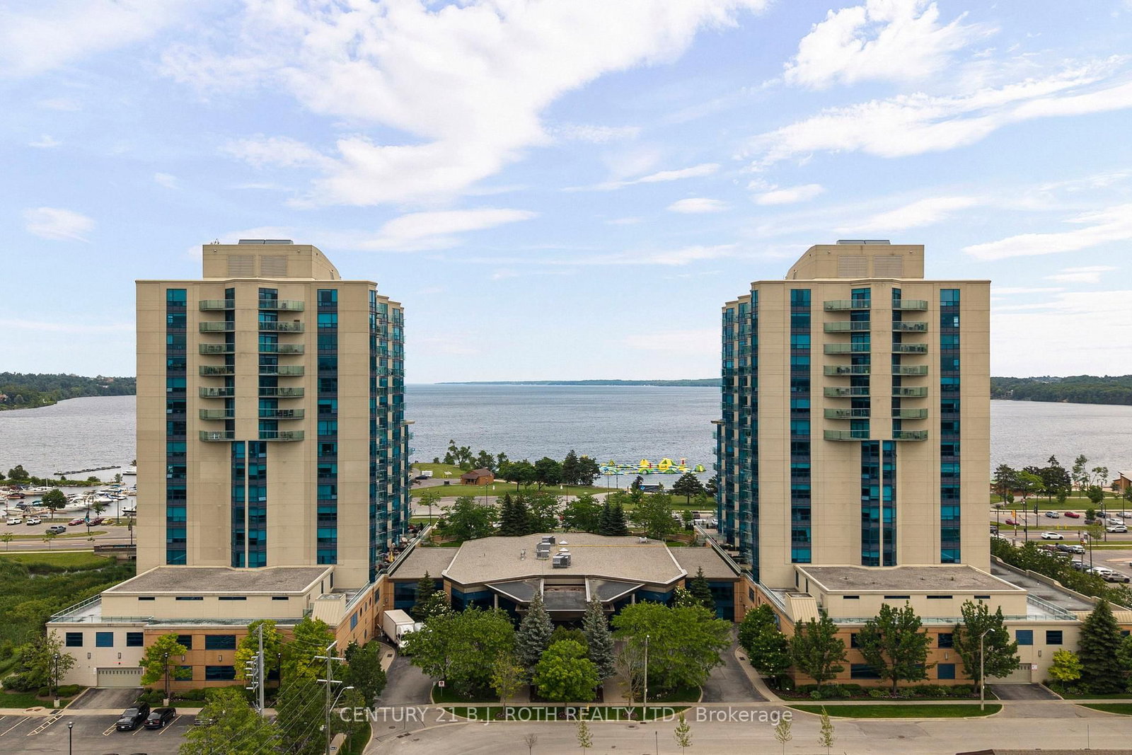 37 Ellen Street • #1310 • Barrie, ON photo 2