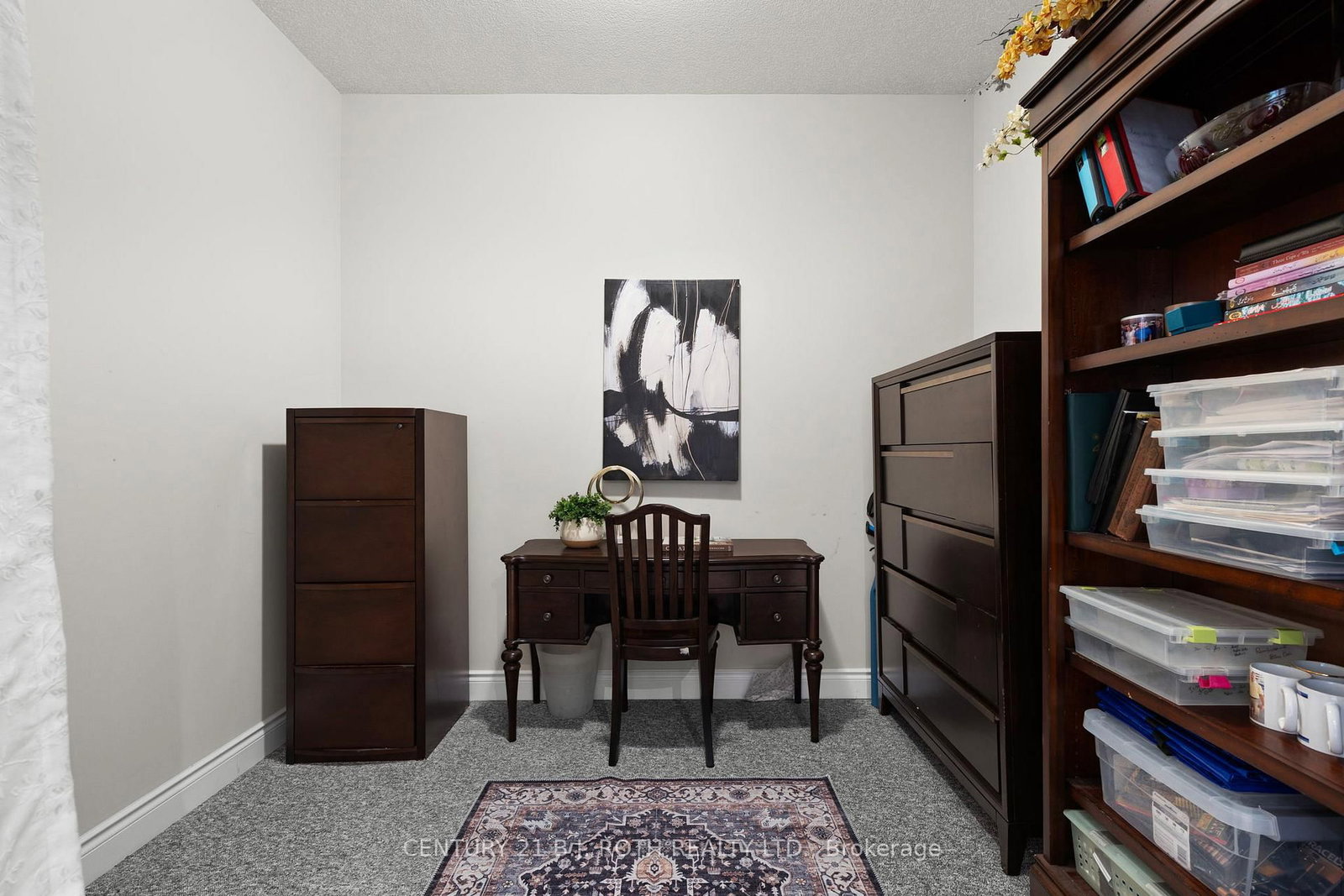 37 Ellen Street • #1310 • Barrie, ON photo 5