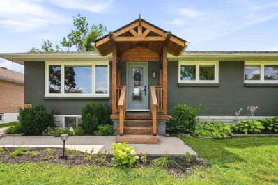 12 Bothwell Crescent — photo 4