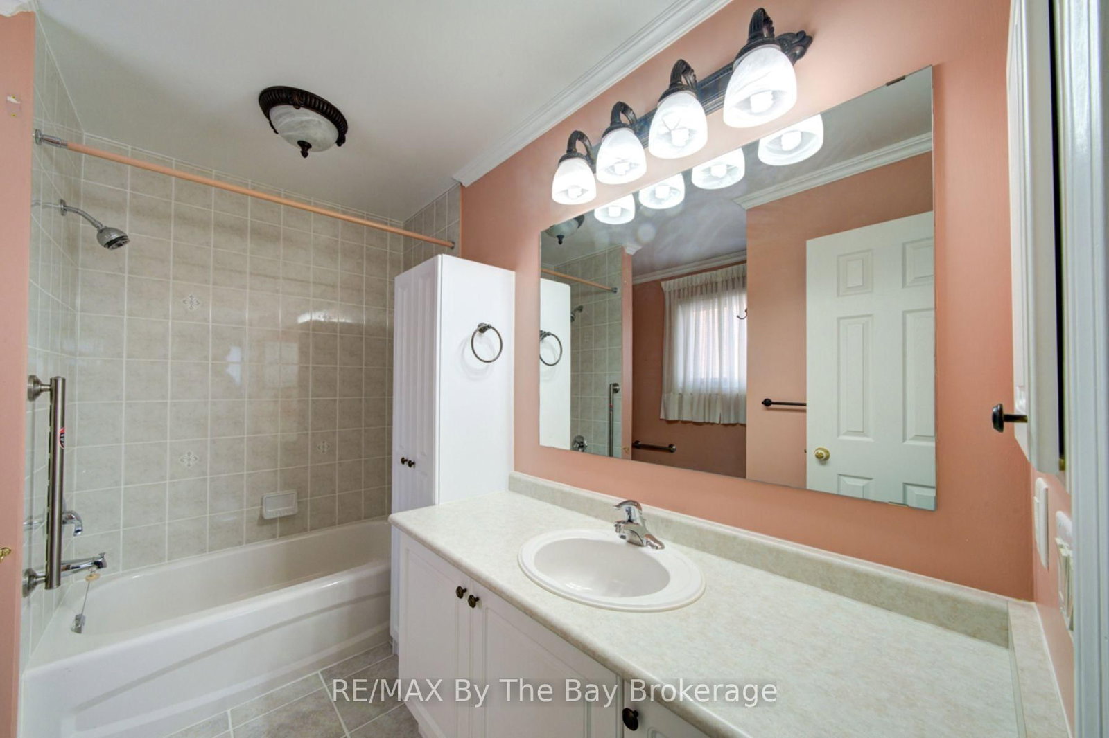 452 Ramblewood Drive • Wasaga Beach, ON photo 16