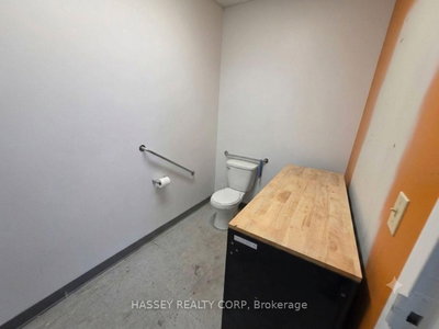 Unit 3 — 120 Saunders Road — photo 4