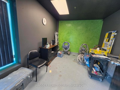 Unit 3 — 120 Saunders Road — photo 5