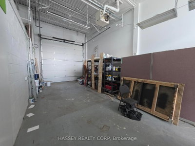 Unit 3 — 120 Saunders Road — photo 6