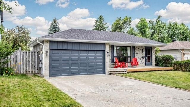 Unit Upper — 29 Bronte Crescent, Barrie