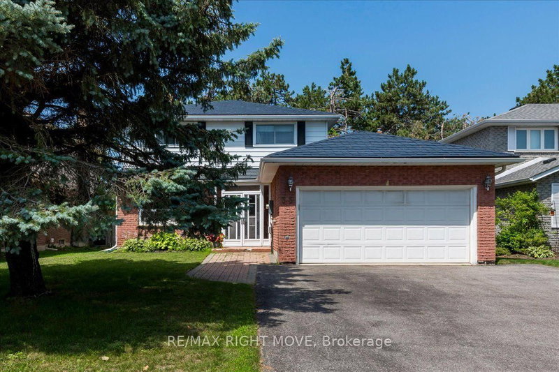 55 Laurentian Lane