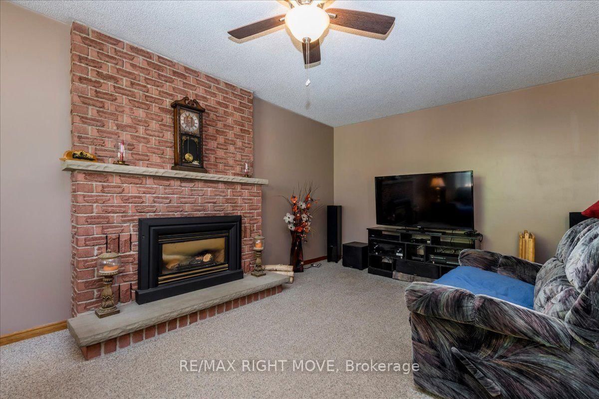 55 Laurentian Lane • Orillia, ON photo 13