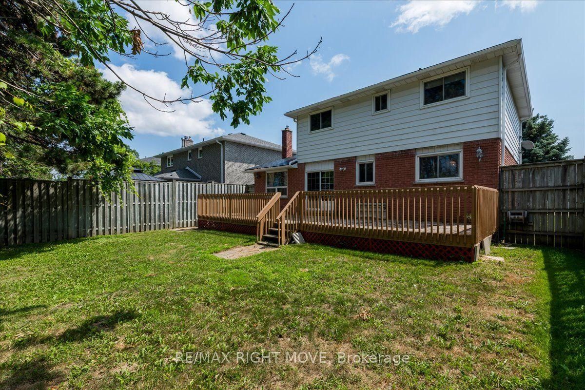 55 Laurentian Lane • Orillia, ON photo 31