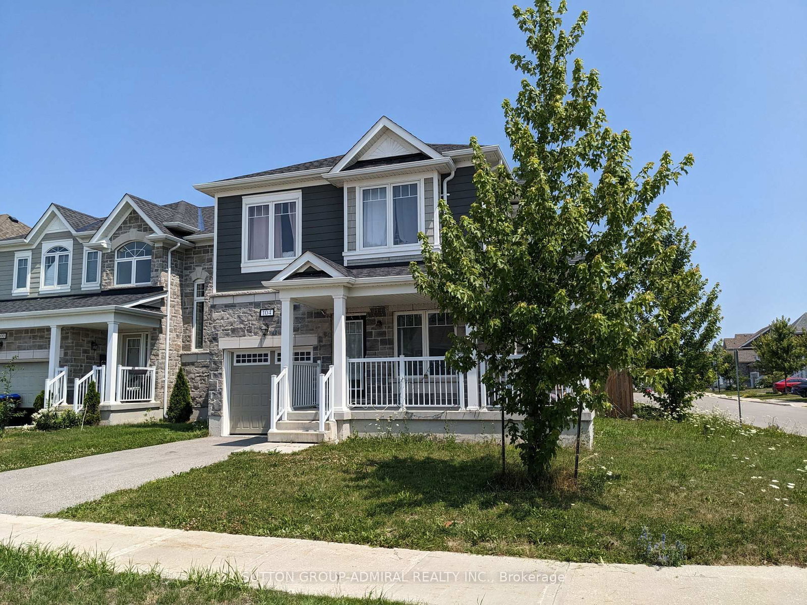 Detached House for sale at 104 Village Gate Drive, Wasaga Beach, Ontario, L9Z 0J7 - Wasaga Beach - MLS: S13602696