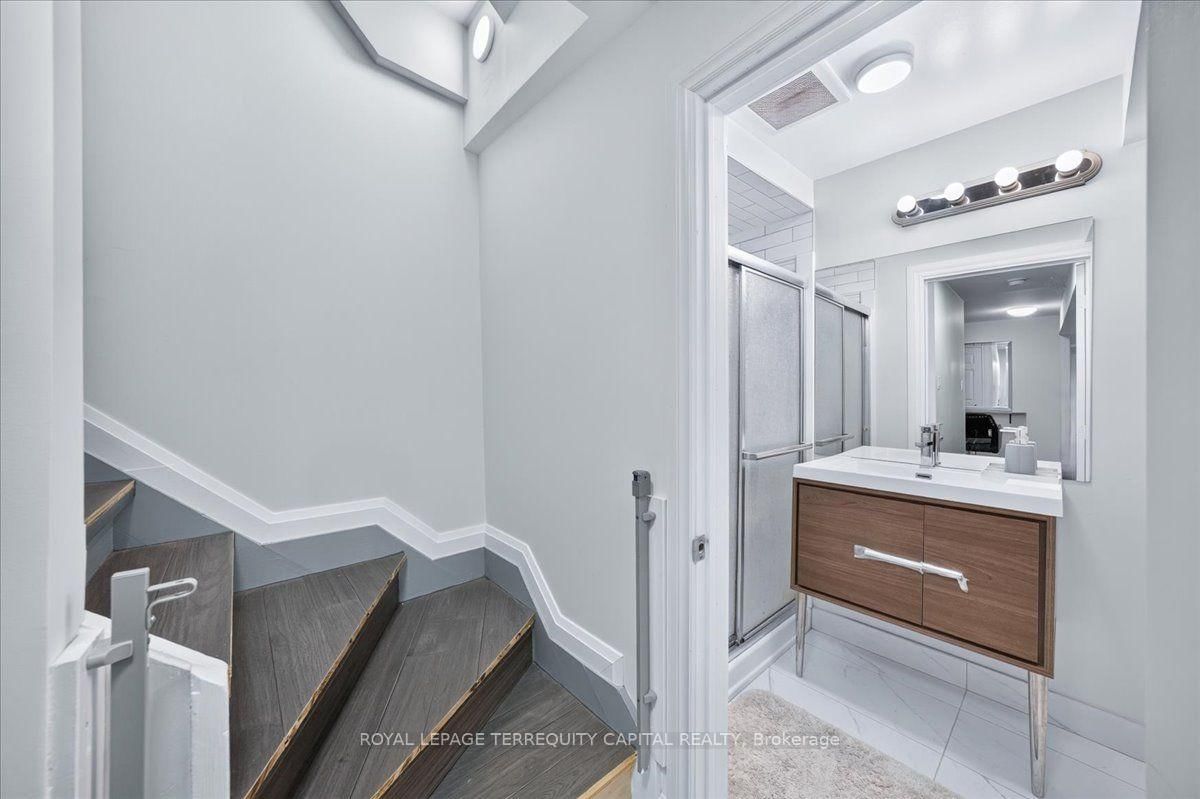 9 Seymour Crescent • Barrie, ON photo 39