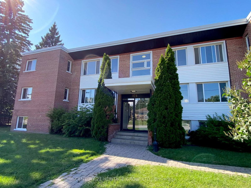 3 - 174 Grove Street E