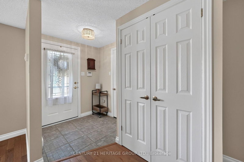 226 Lillian Crescent