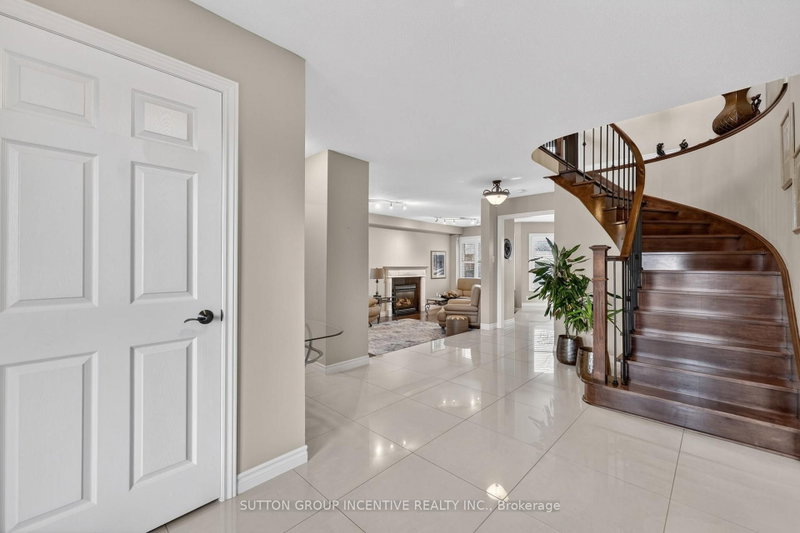 4 Chantal Street