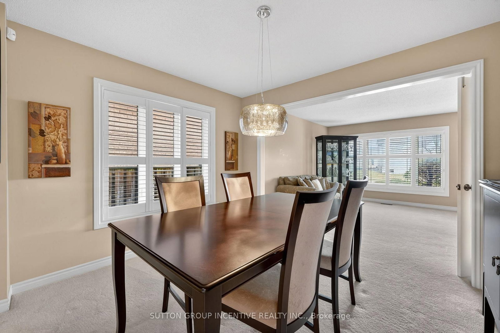 4 Chantal Street • Barrie, ON photo 7