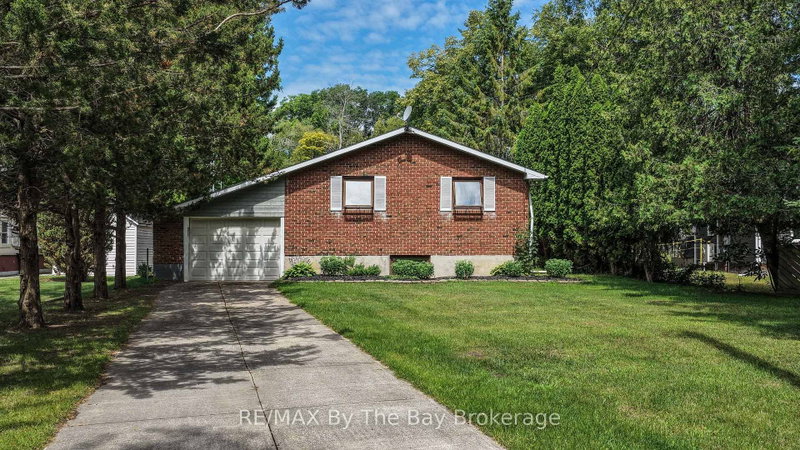 116 Stroud Crescent