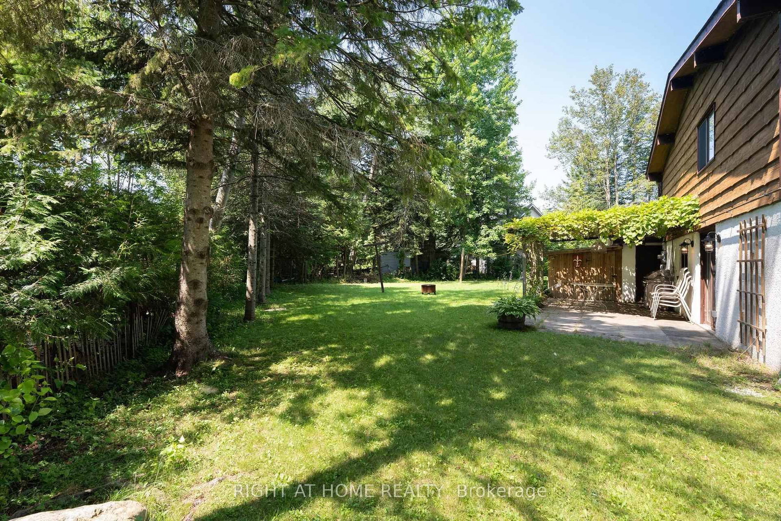 25 William Avenue • Wasaga Beach, ON photo 26