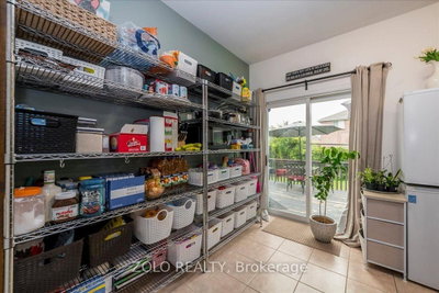 16 Esther Drive • Barrie, ON photo 9