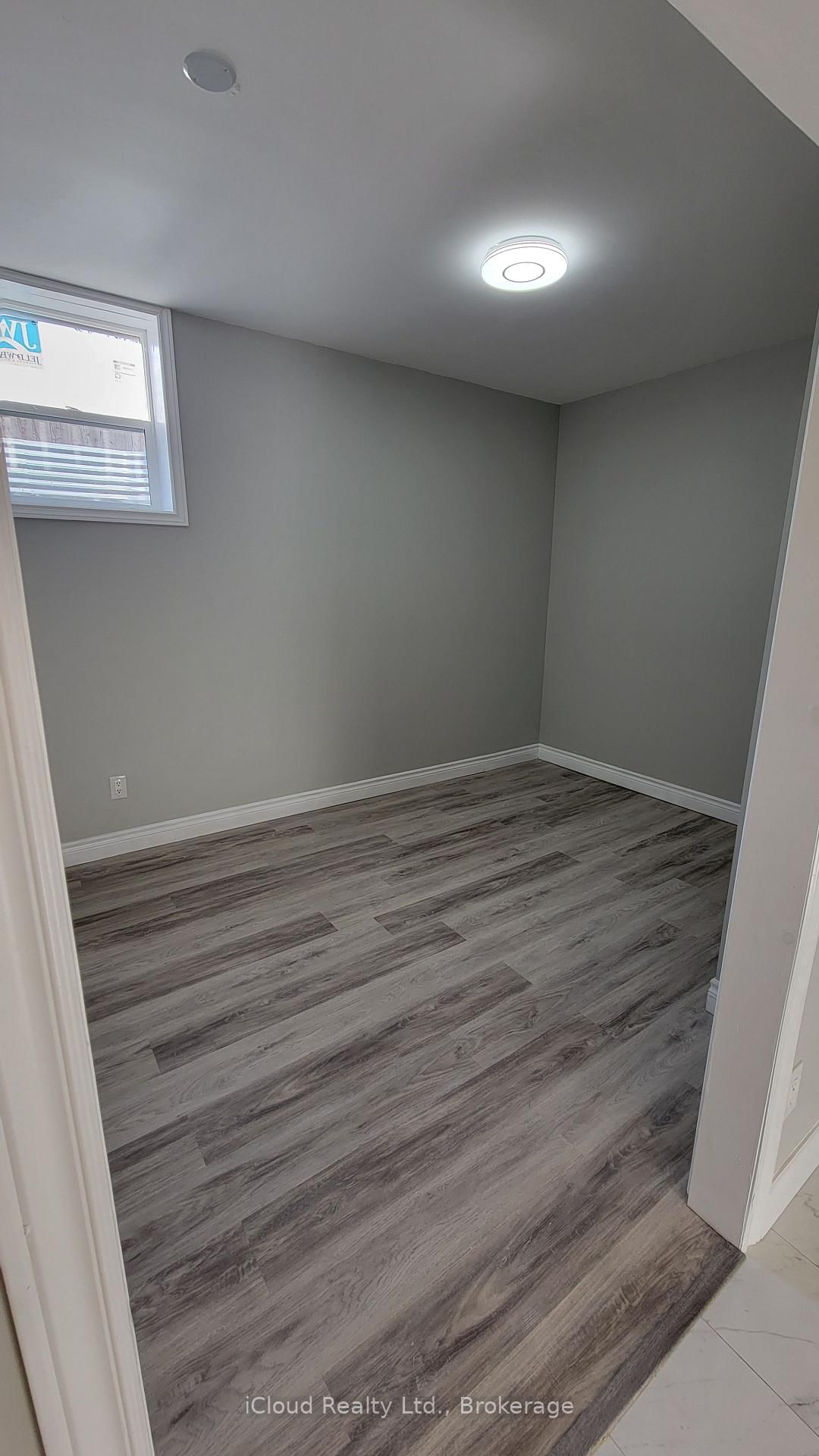 296 Hickling Trail, Barrie 5