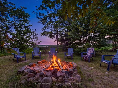 10 & 11 Methodist Island • Tay, ON photo 5