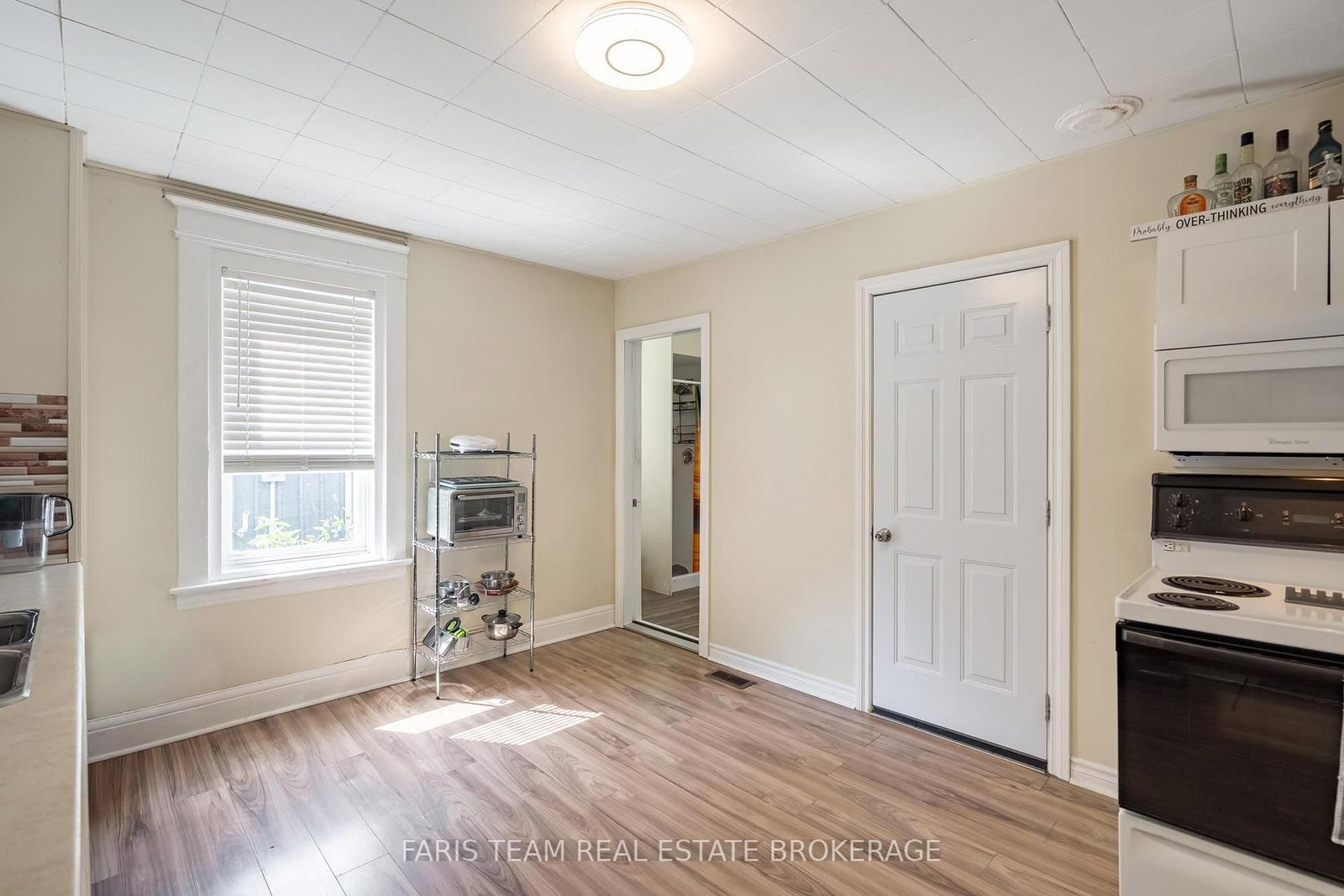 275 Gill Street • Orillia, ON photo 8