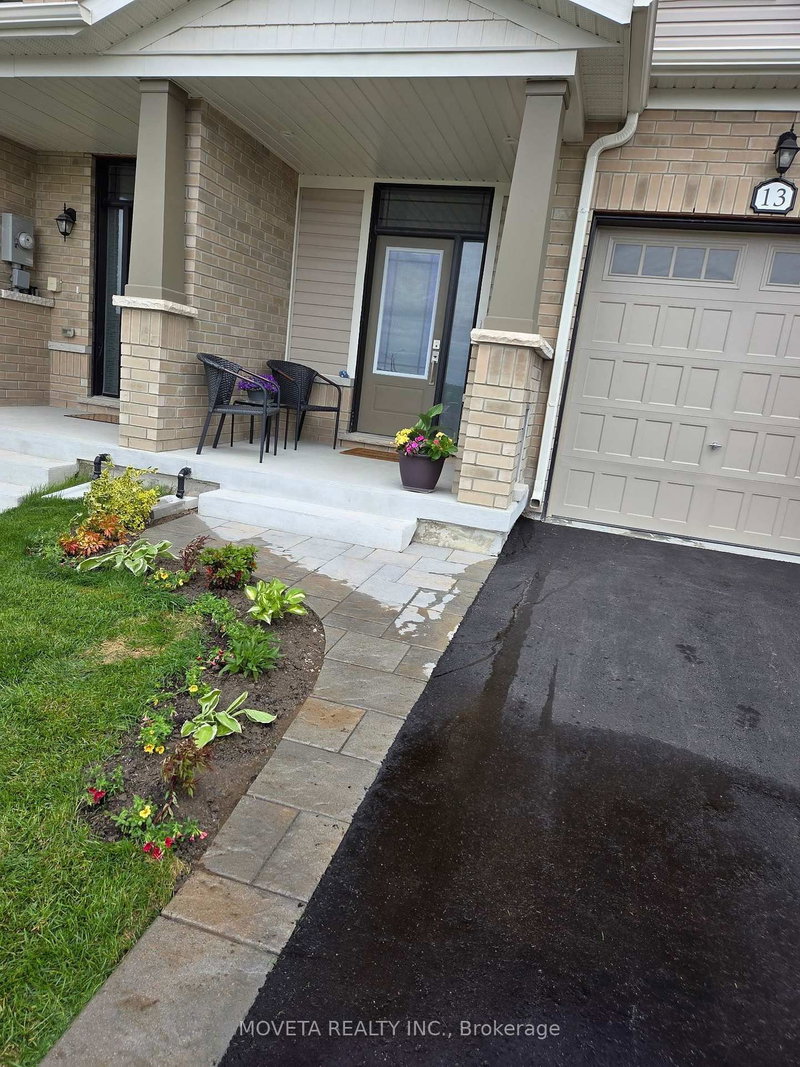 13 Milady Crescent