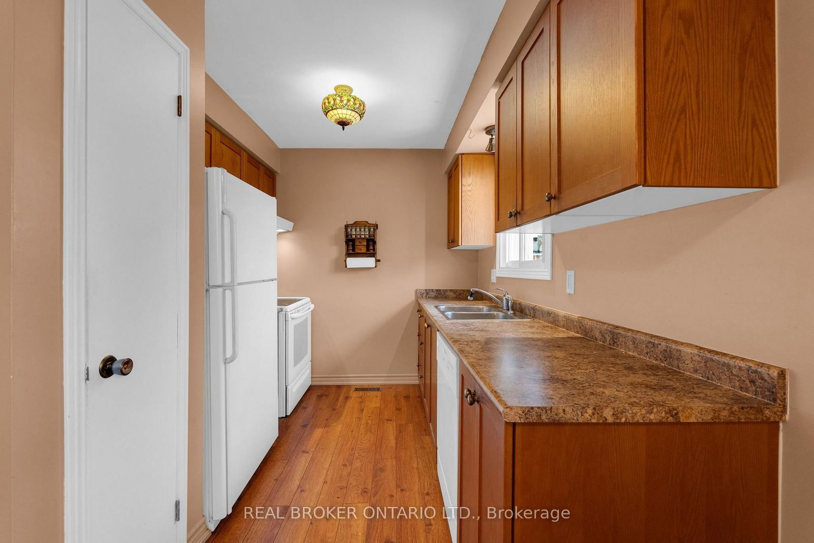 Detached House for sale at 277 Cook Street, Barrie, Ontario, L4M 4H7 - Grove East - MLS: S13616632