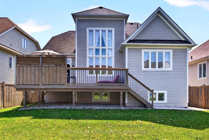 27 Grand Poplar Lane
