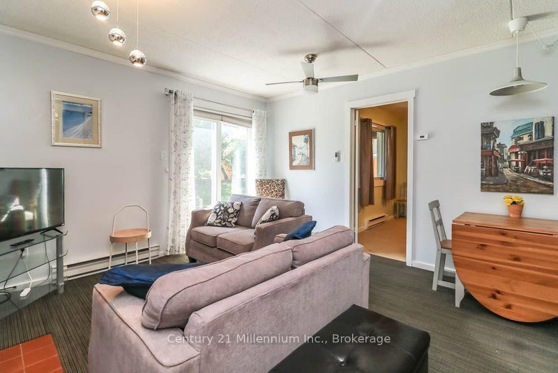 6 - 15 Dawson Drive