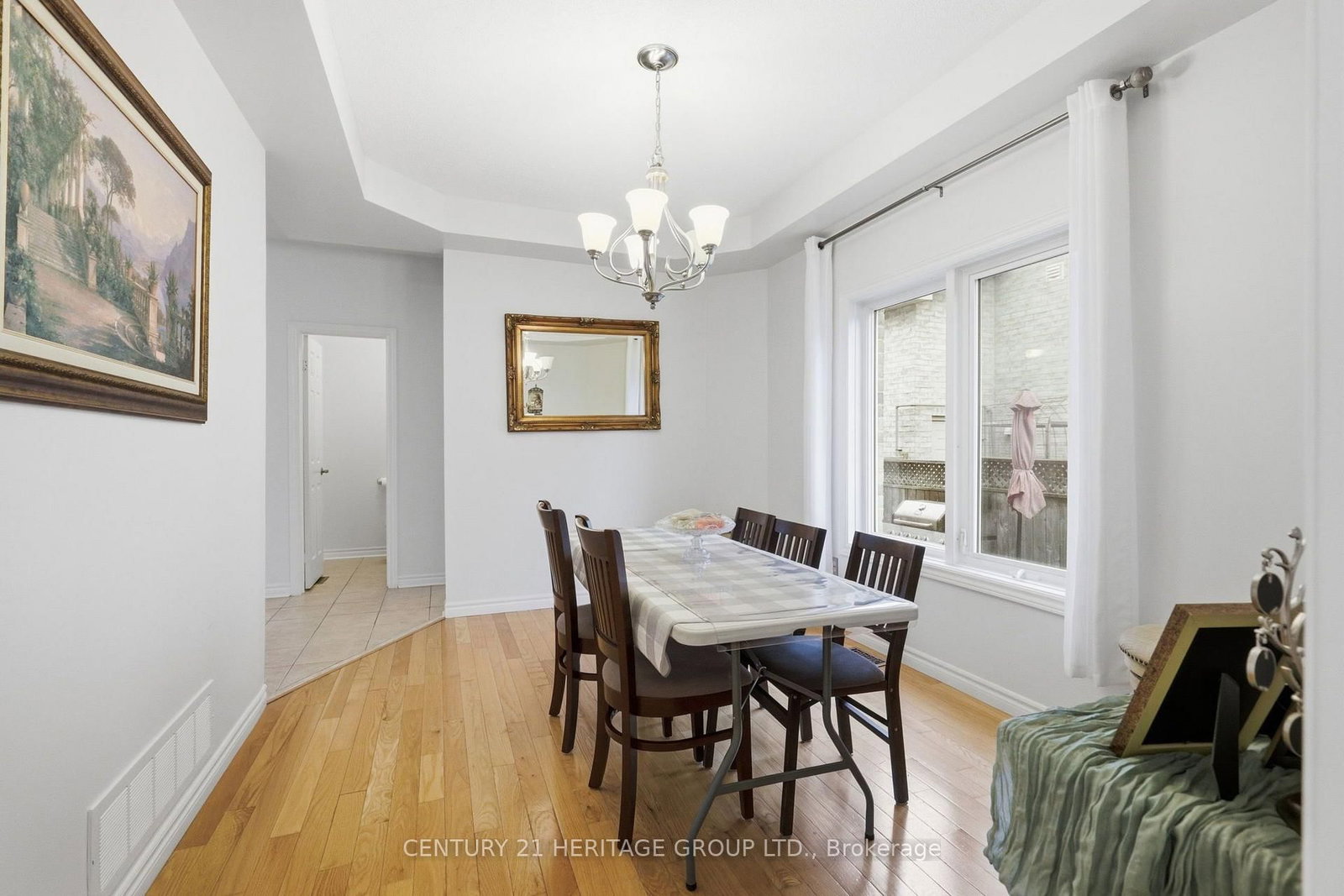 21 Silvercreek Crescent • Barrie, ON photo 13