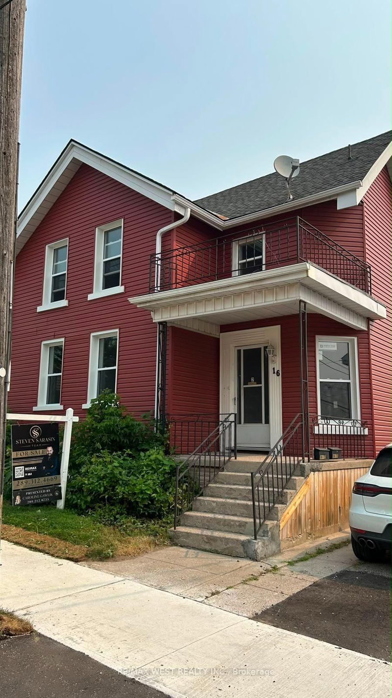 2 - 16 Albert Street N