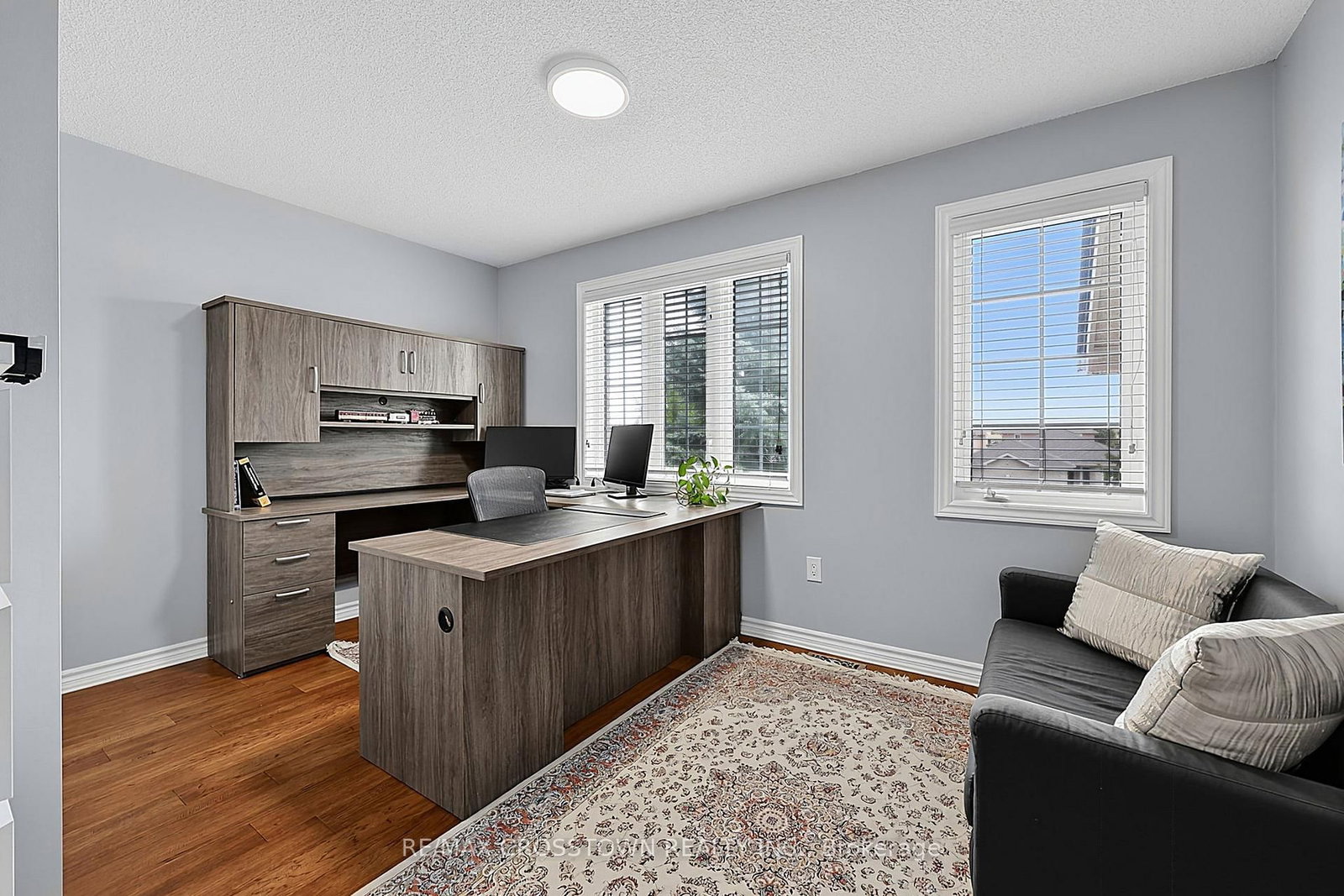 41 RUSSELL HILL Drive • Barrie, ON photo 17