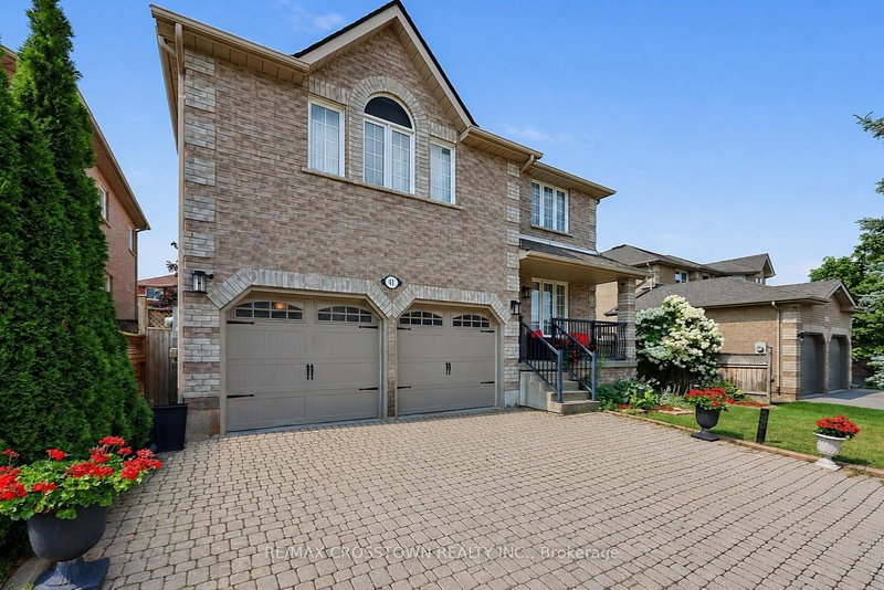 41 RUSSELL HILL Drive